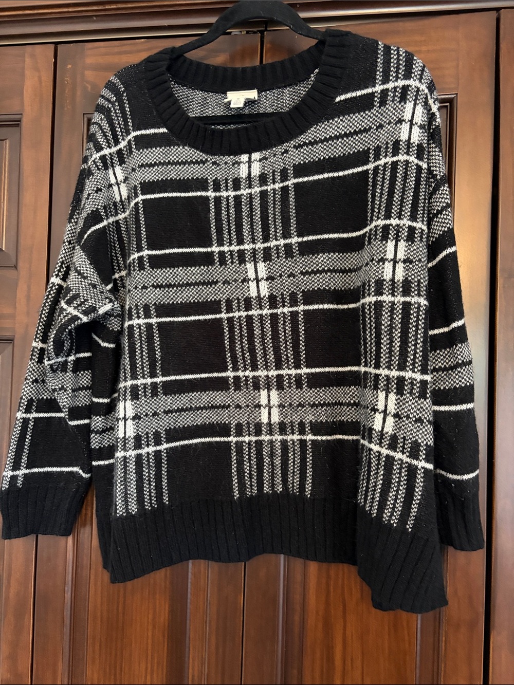 St. John's Bay Black and White Plaid Crewneck Sweater